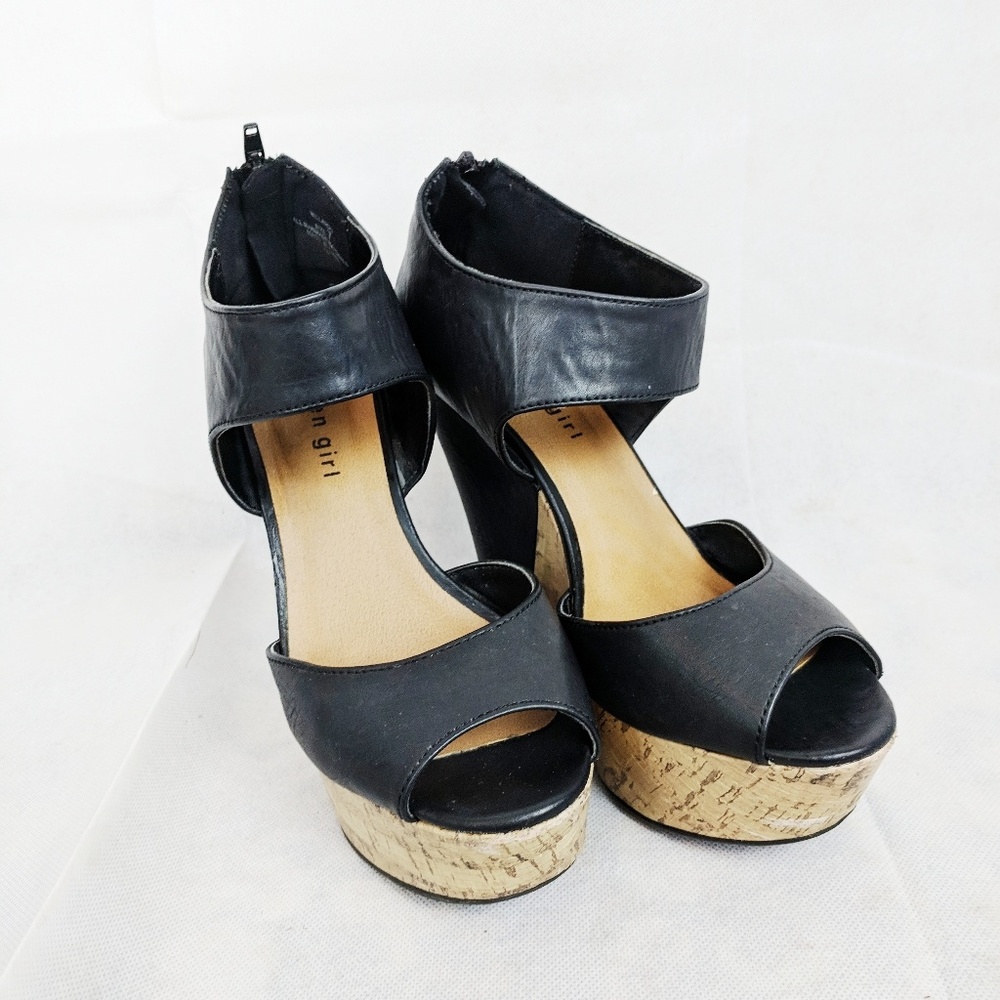 Steve Madden Willardo Cork Bottom Wedges! NWOT! - Picture 7 of 8